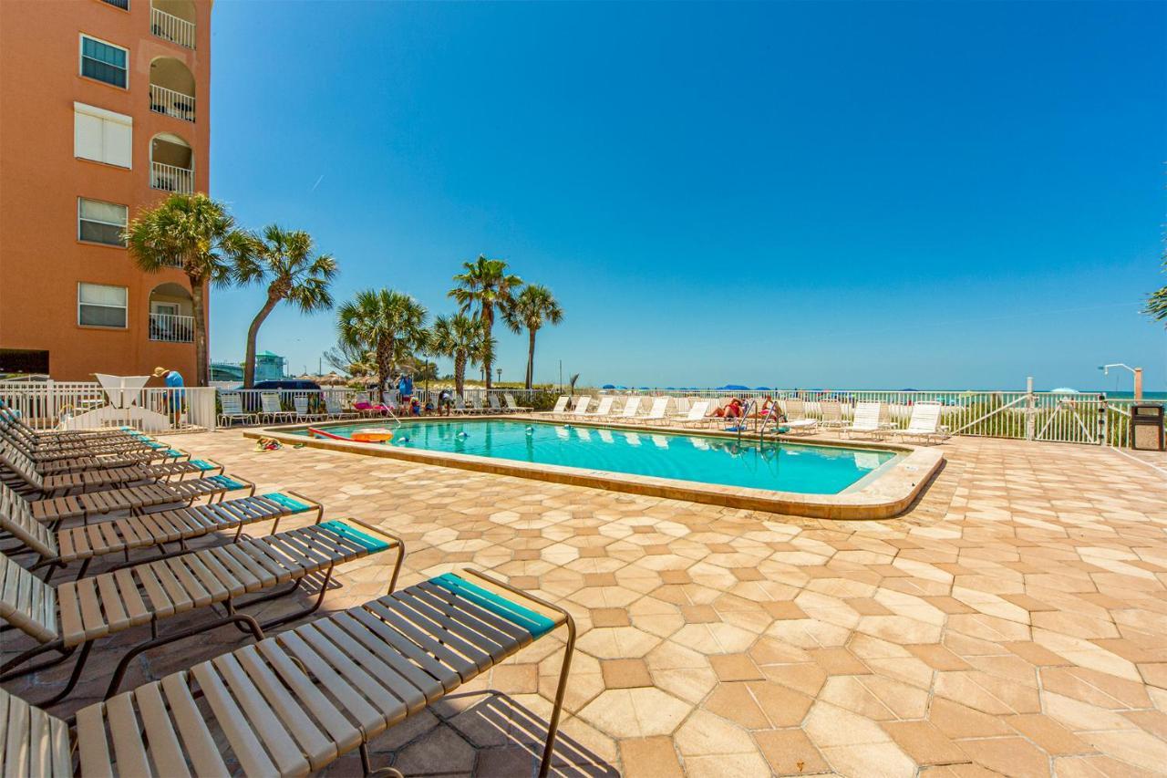 301 Sandy Shores Condos St. Pete Beach Exterior foto
