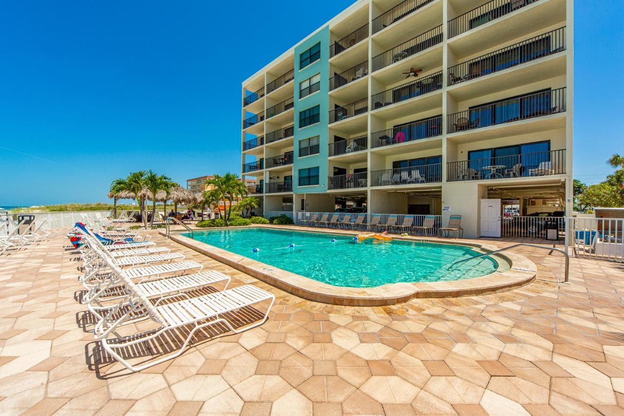 301 Sandy Shores Condos St. Pete Beach Exterior foto