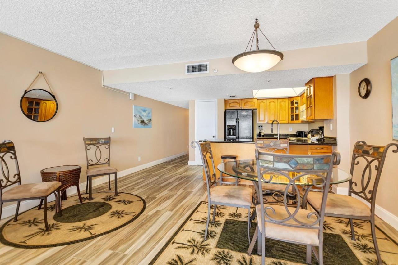 301 Sandy Shores Condos St. Pete Beach Exterior foto