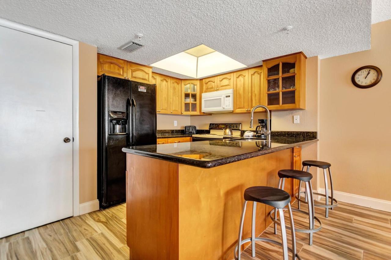 301 Sandy Shores Condos St. Pete Beach Exterior foto