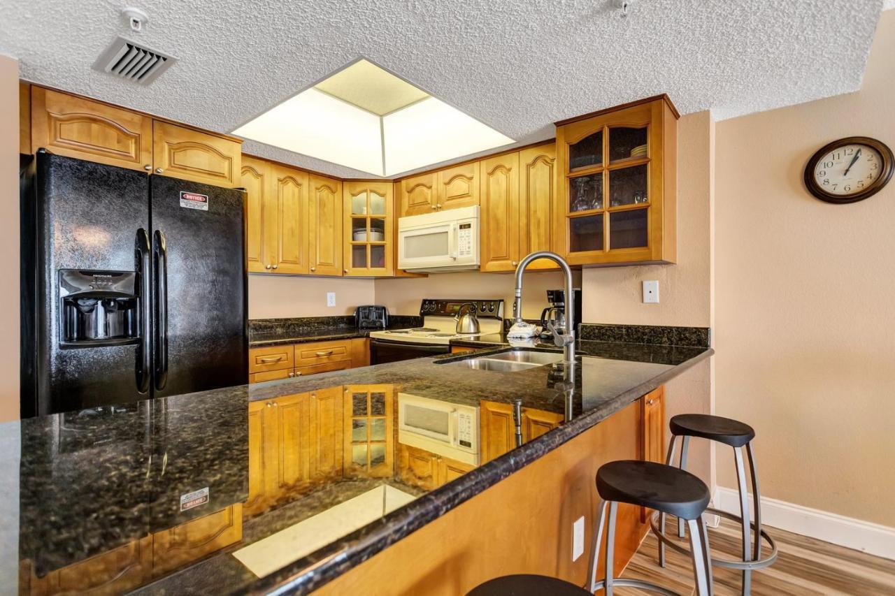 301 Sandy Shores Condos St. Pete Beach Exterior foto