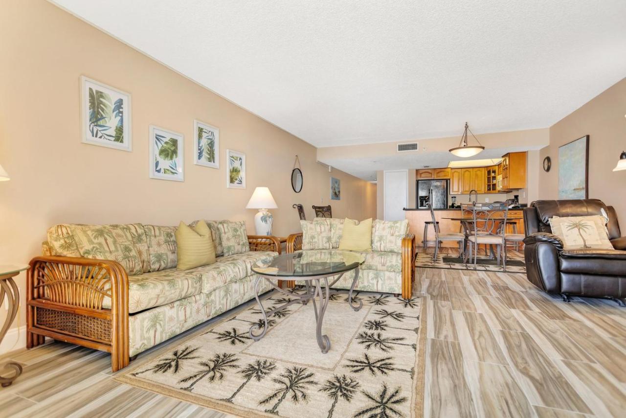 301 Sandy Shores Condos St. Pete Beach Exterior foto